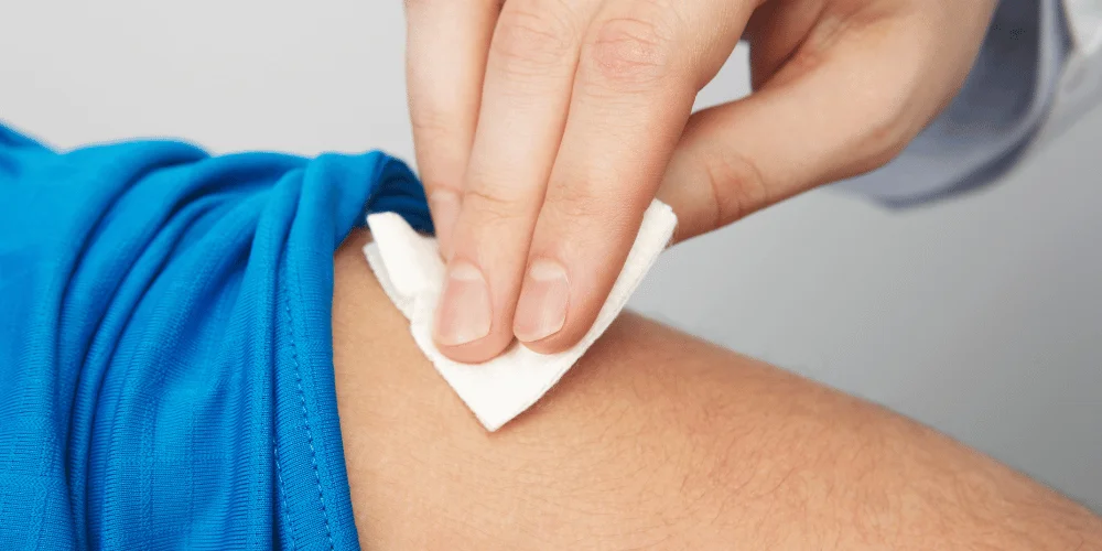 Should We Use Alcohol Swabs Before Injections?